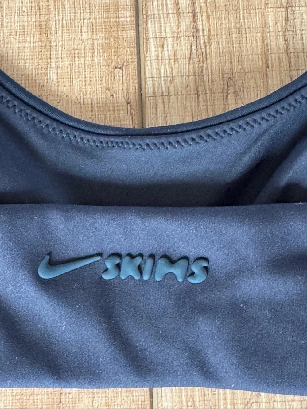 NikeSKIMS Black Minimalist Bikini Top XS Sporty Luxe Swim Black - Picture 3 of 4